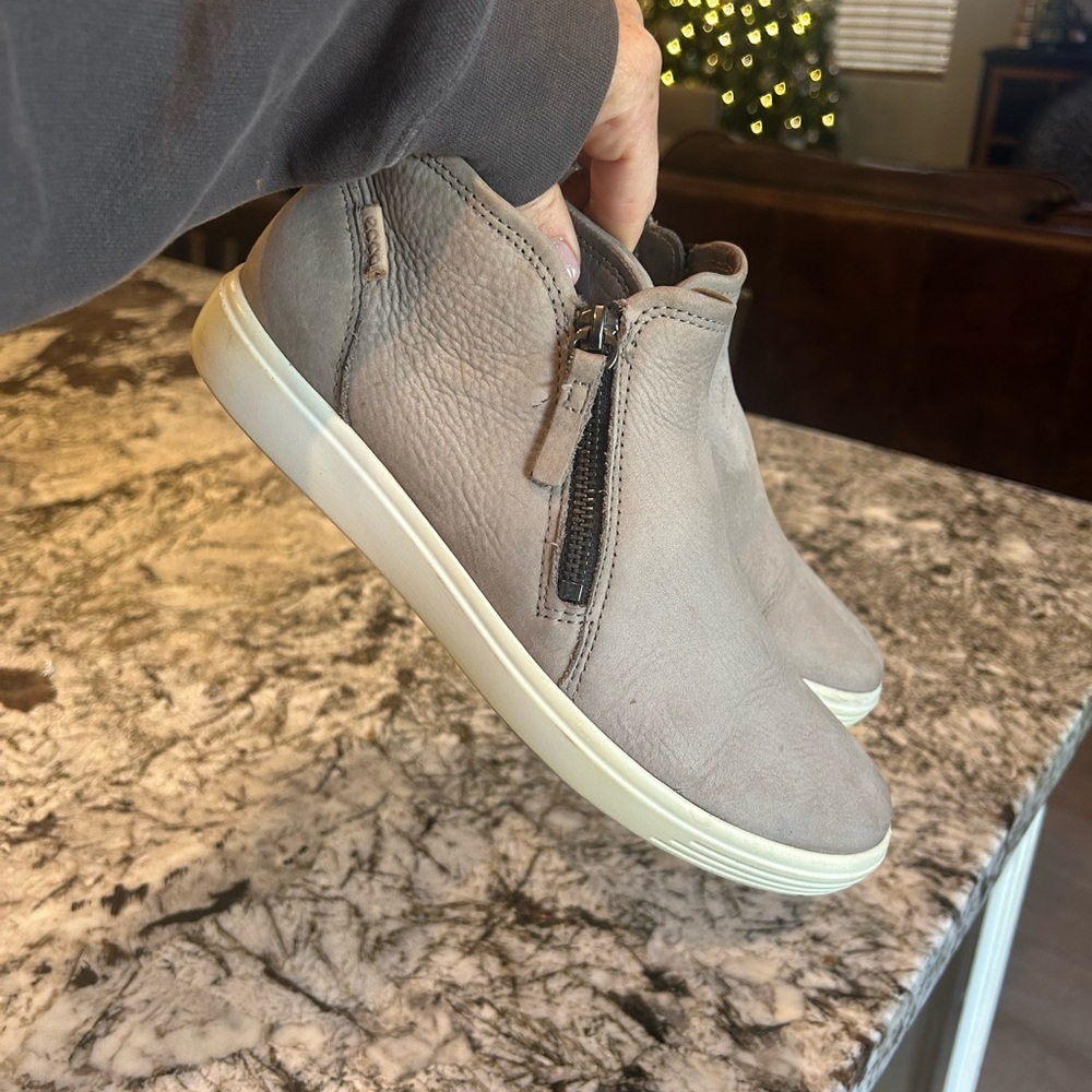 Women’s Ecco Domoni leather shoe